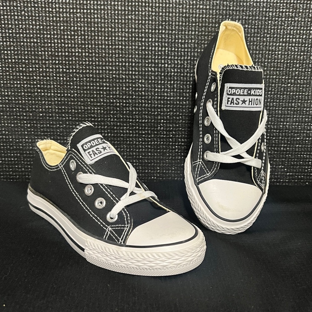 OPOEE-KIDS FASHION Canvas Sneakers